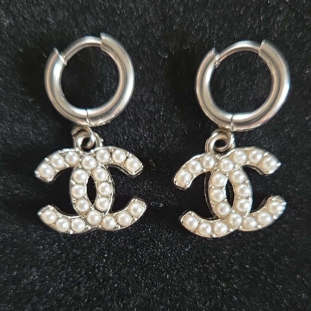 TOKA B Silver Earrings with Pearl Accents - Picture 3 of 8
